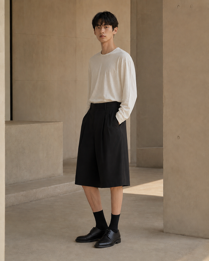 WIDE TUCK SHORTS