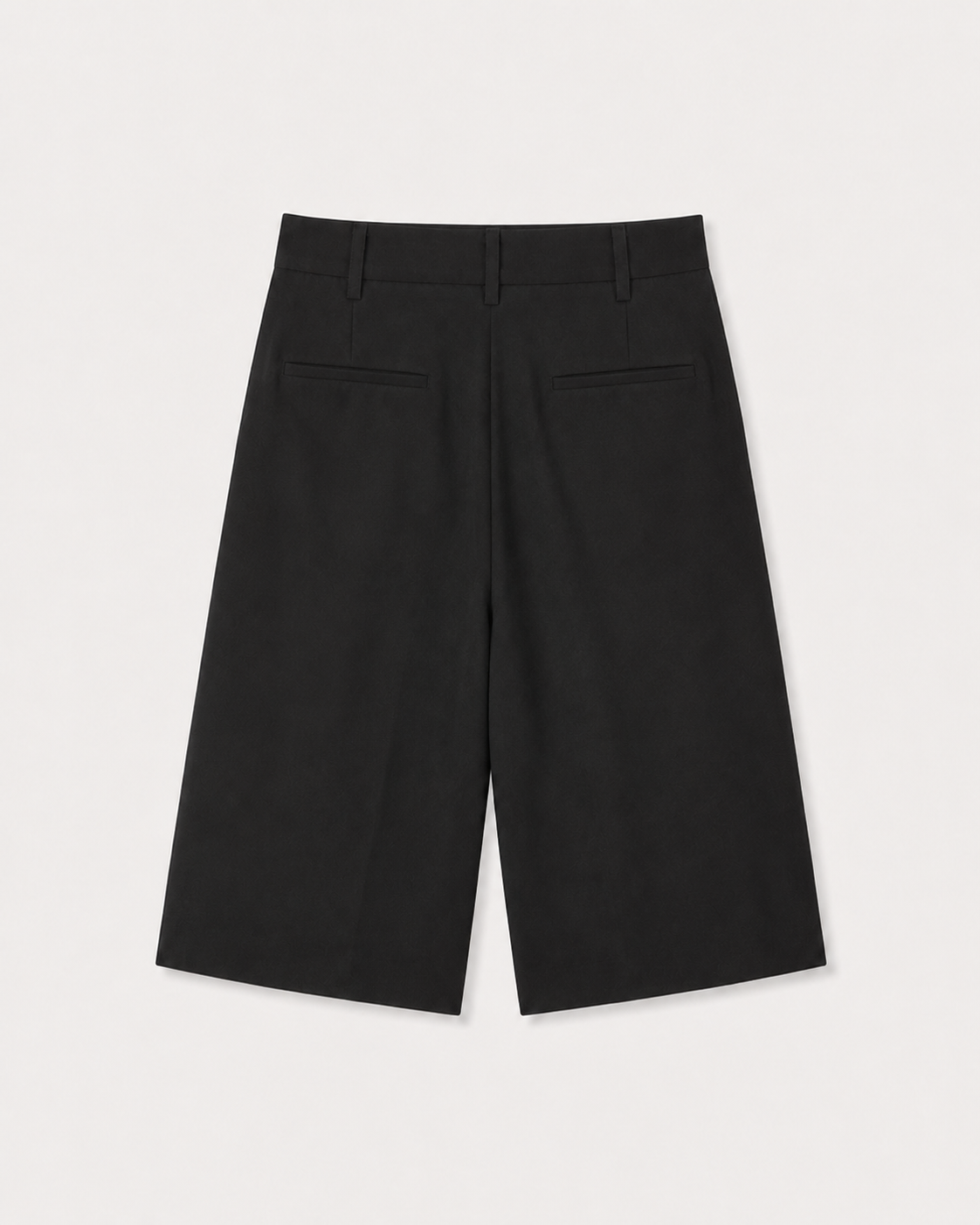 WIDE TUCK SHORTS